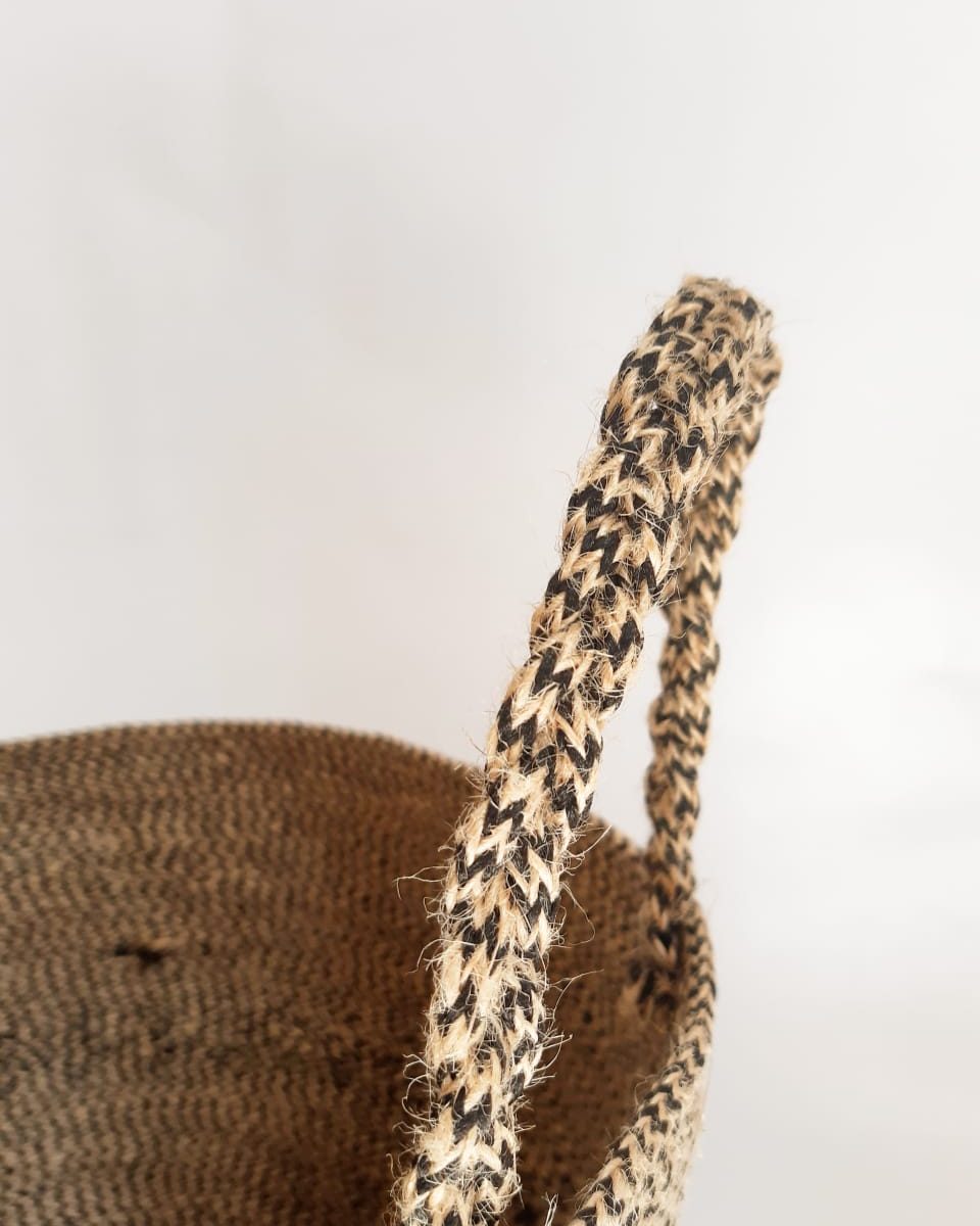 large jute basket bag detailed