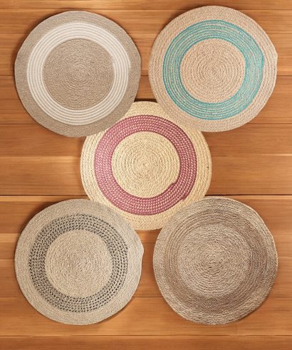 Orbit Colored Jute Placemat